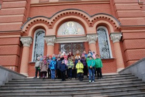 Дети из Воскресной школы «Лествица» побывали  в Покровском женском монастыре и в Троице-Сергиевой Лавре